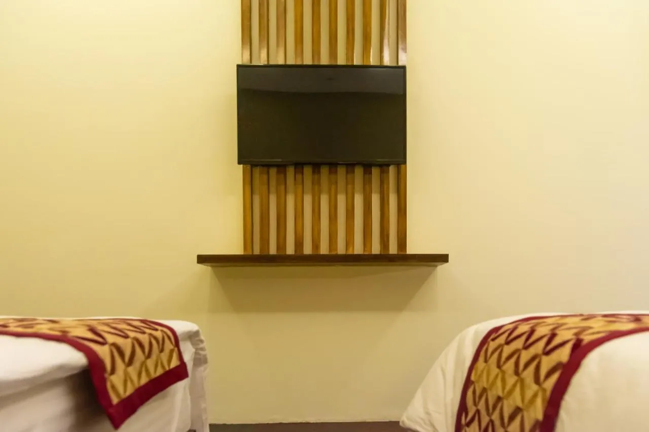 Hotel Royal Inn Dhaka